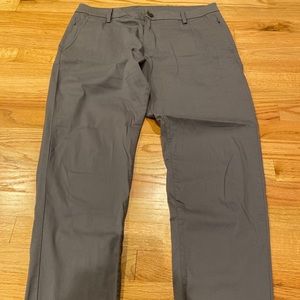 Mens birddogs pants 34x30, great shape only worn a handful of times.